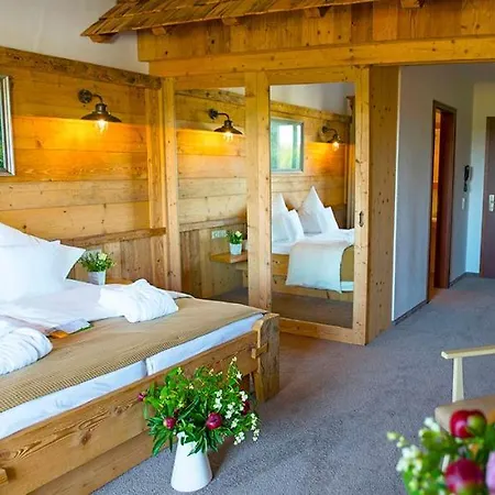 Golchener Hof - & Bauernhofurlaub In Mecklenburg Hotel 4*