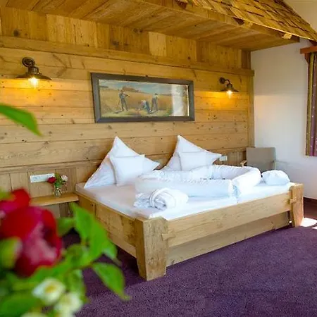 Hotel Golchener Hof - & Bauernhofurlaub In Mecklenburg Golchen